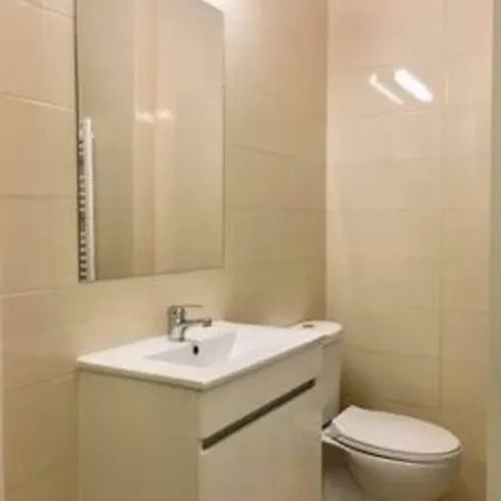 Downtown Charme Ii W/ Parking 7€ Day Апартаменты